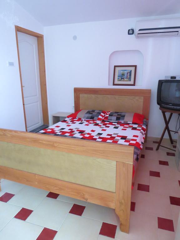 Apartments Volaric Sutomore Luaran gambar