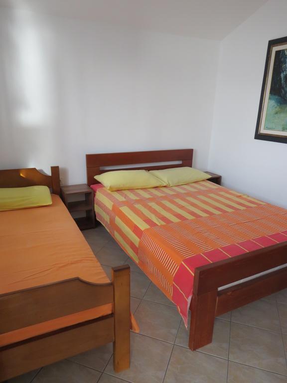 Apartments Volaric Sutomore Luaran gambar
